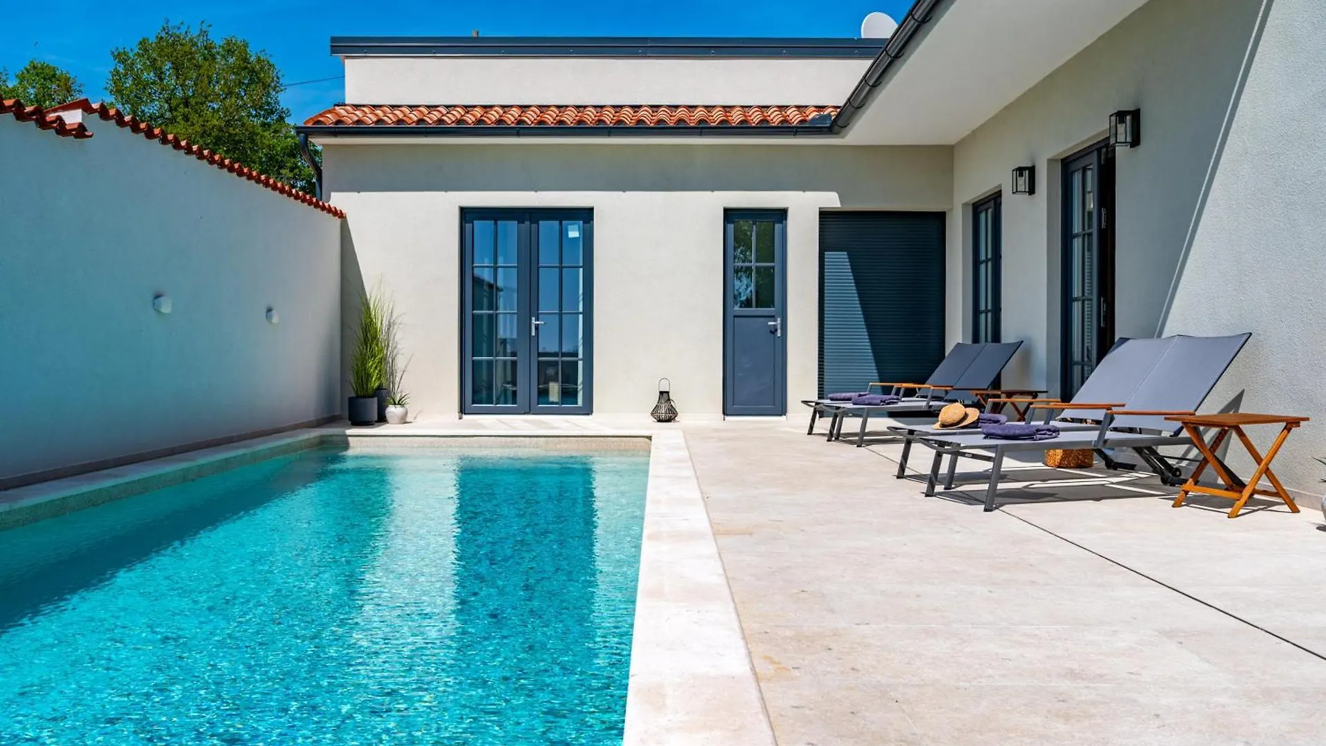Villa Vista - New Entry 2025 Πούλα